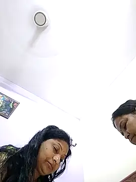 Cute-Janvi20 online show from July 23, 3:20 pm