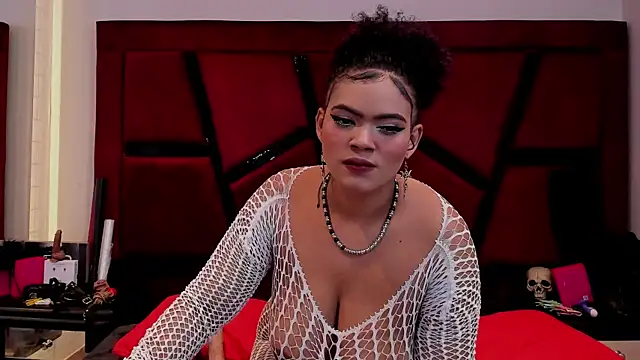 AlliceJelany online show from October 11, 8:00 pm