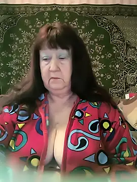 CrystalLime6411 online show from April 6, 3:24 pm