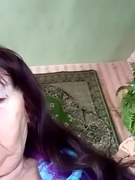 CrystalLime6411 online show from February 6, 7:56 am