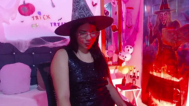 SamantaSweett  online show from October 23, 2:12 pm