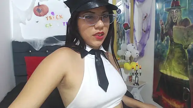 SamantaSweett  online show from October 25, 12:57 pm