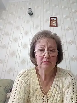 AlikaSwan5821 online show from December 19, 10:13 pm