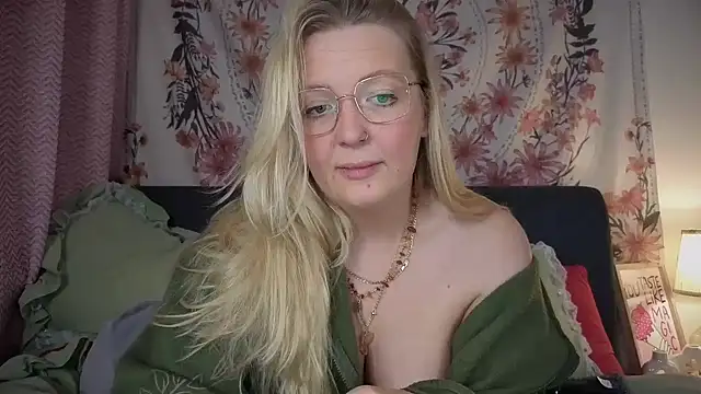 Daisyxoxo  online show from December 4, 9:44 am