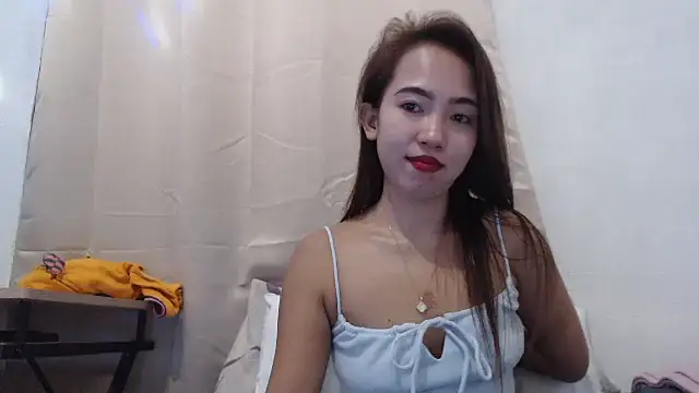 Snapshot of yourloving_maris chatting on October 4, 12:00 pm yourloving maris online show from October 4, 12:00 pm