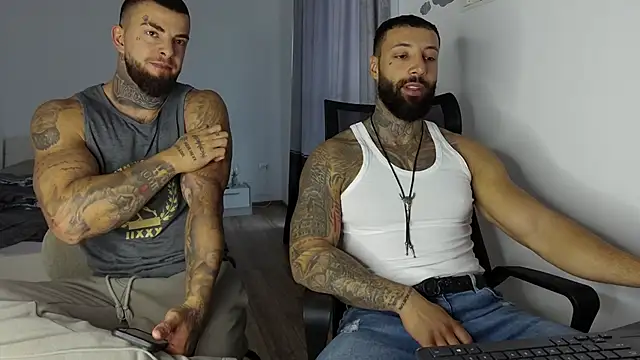 Chrisjordan66 online show from October 7, 5:45 am