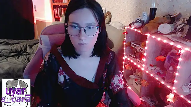 s cara online show from November 1, 1:04 pm