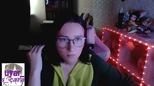 s cara online show from October 4, 1:39 pm