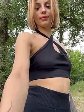 FavoriteKira online show from June 11, 3:09 pm