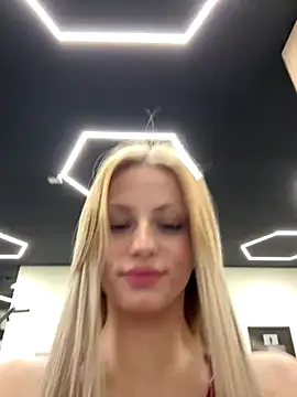 FavoriteKira online show from January 7, 6:11 pm