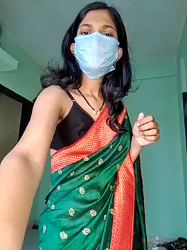 Shivani2002 online show from February 11, 3:09 am