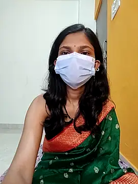 Shivani2002 online show from November 21, 1:07 am