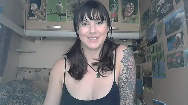 Skye DD T online show from October 25, 8:44 am