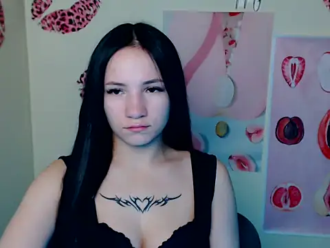 Em7MaA online show from October 17, 6:33 pm