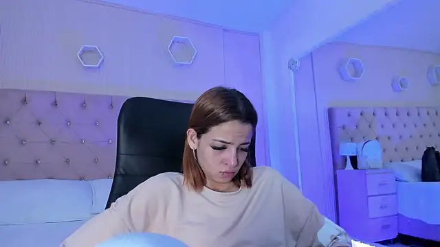 MadisonSky  online show from September 23, 1:31 pm