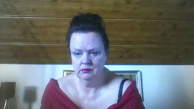 Snapshot of TiffanyMature chatting on September 23, 8:01 am TiffanyMature online show from September 23, 8:01 am