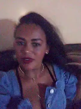 Snapshot of afroditaligh chatting on October 9, 2:32 pm afroditaligh online show from October 9, 2:32 pm