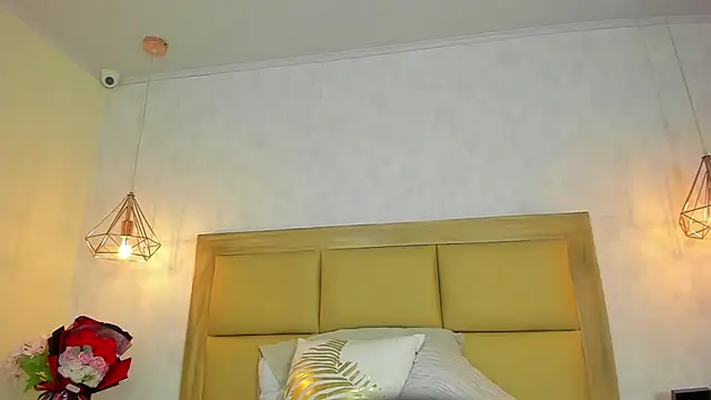 MELISSAROUGE online show from March 14, 8:32 pm