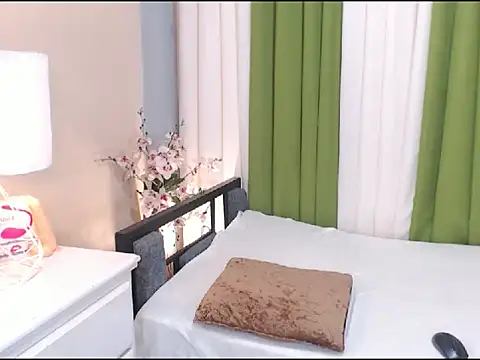 Snapshot of MelissaHardSexTS chatting on September 23, 2:59 pm MelissaHardSexTS online show from September 23, 2:59 pm