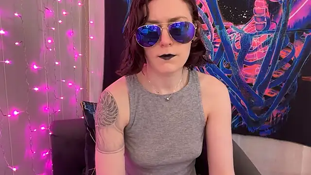 Snapshot of mistressannafoxx chatting on September 16, 5:10 pm mistressannafoxx online show from September 16, 5:10 pm