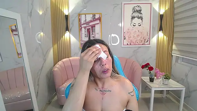 Jade Jones a online show from November 11, 3:35 am