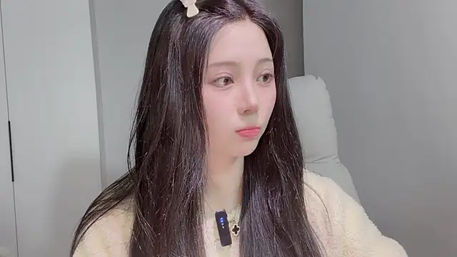 Amy-i online show from March 9, 3:59 pm