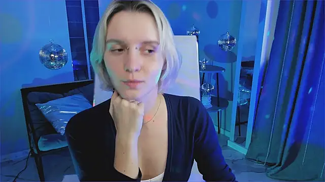 BethanyCloud online show from November 17, 6:03 am