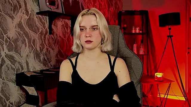 BethanyCloud online show from April 21, 2:51 am