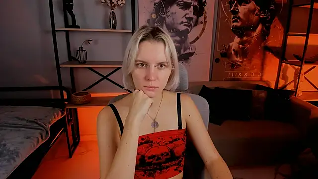 BethanyCloud online show from November 13, 6:01 am