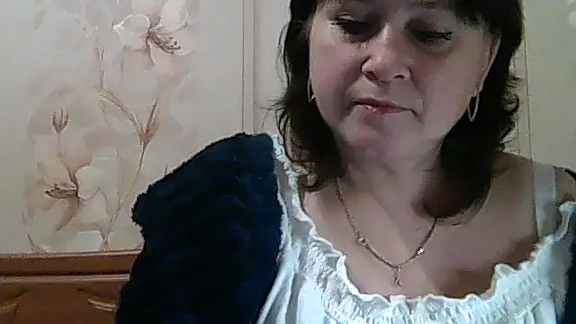 Snapshot of Samantha44021 chatting on October 14, 10:34 pm Samantha44021 online show from October 14, 10:34 pm