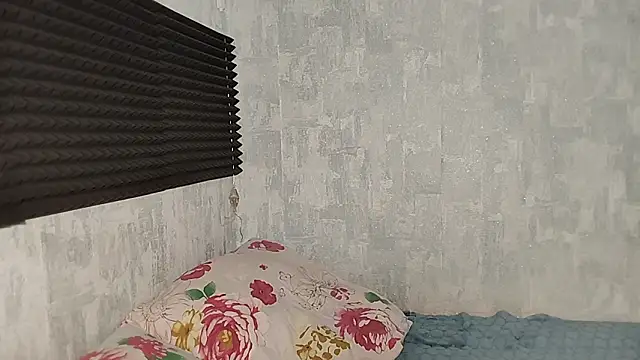 LiaVibes online show from February 5, 7:33 am