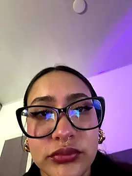 Calita sexy1 online show from December 3, 8:33 pm