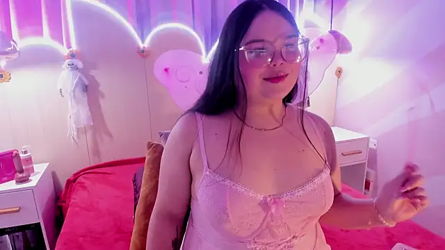 Snapshot of Lushi_Love chatting on October 10, 7:52 pm Lushi Love online show from October 10, 7:52 pm