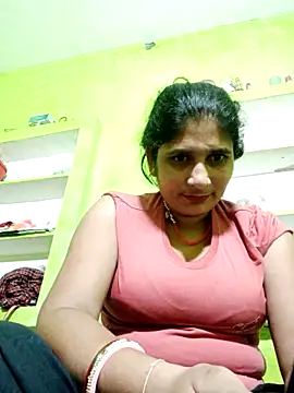 Snapshot of Hot-piuy chatting on September 18, 9:24 pm Hot-piuy online show from September 18, 9:24 pm