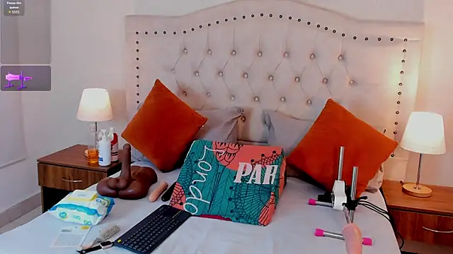 natasha moreno online show from October 20, 12:41 pm