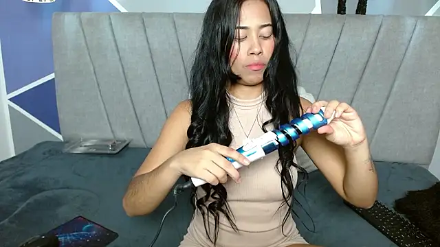 NatiHoran online show from February 25, 1:04 am