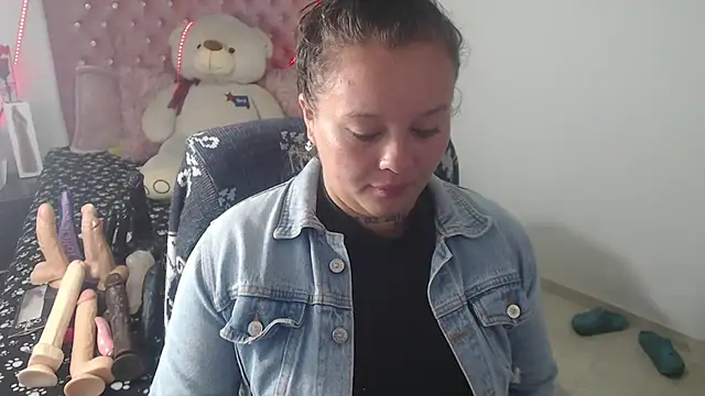 patty squirt  online show from February 17, 2:44 am