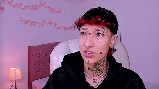 Luci Rose online show from February 20, 2:10 am