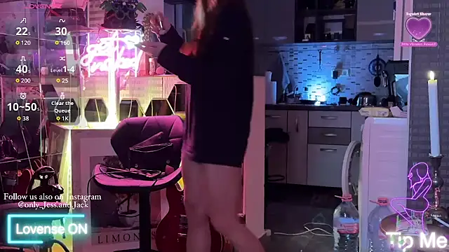 Secret Lovers1 online show from February 10, 12:24 am