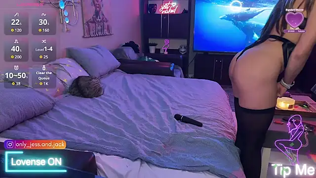 Secret Lovers1 online show from March 19, 7:40 pm