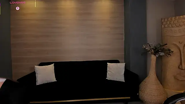 VeronicaBlue online show from January 13, 11:25 am