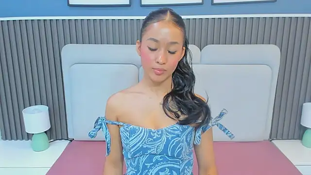 lily  star online show from February 28, 4:01 am