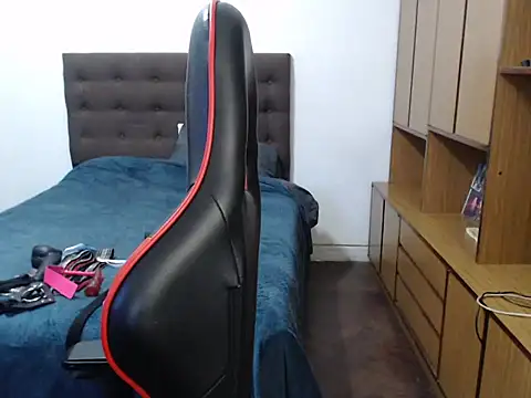 bluegoddessstoned online show from September 18, 2:43 am