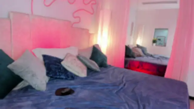 Kitana Clark online show from November 10, 7:42 pm