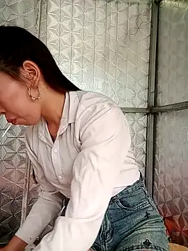 sulove xx online show from March 28, 9:09 am