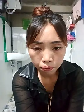 Snapshot of sulove_xx chatting on October 8, 1:59 pm sulove xx online show from October 8, 1:59 pm