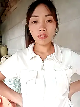 Snapshot of sulove_xx chatting on September 26, 8:01 am sulove xx online show from September 26, 8:01 am