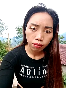 Snapshot of sulove_xx chatting on October 19, 12:23 am sulove xx online show from October 19, 12:23 am