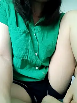 Snapshot of Buny_vera chatting on October 8, 8:29 am Buny vera online show from October 8, 8:29 am