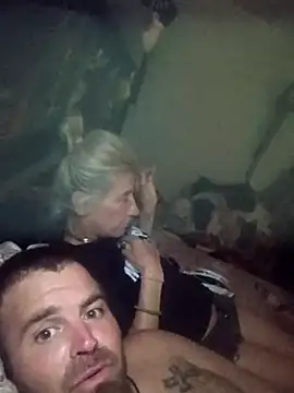 LeoLions7684 online show from September 20, 6:23 am